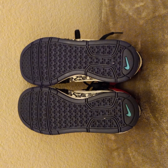 Nike (6) - Picture 2 of 10